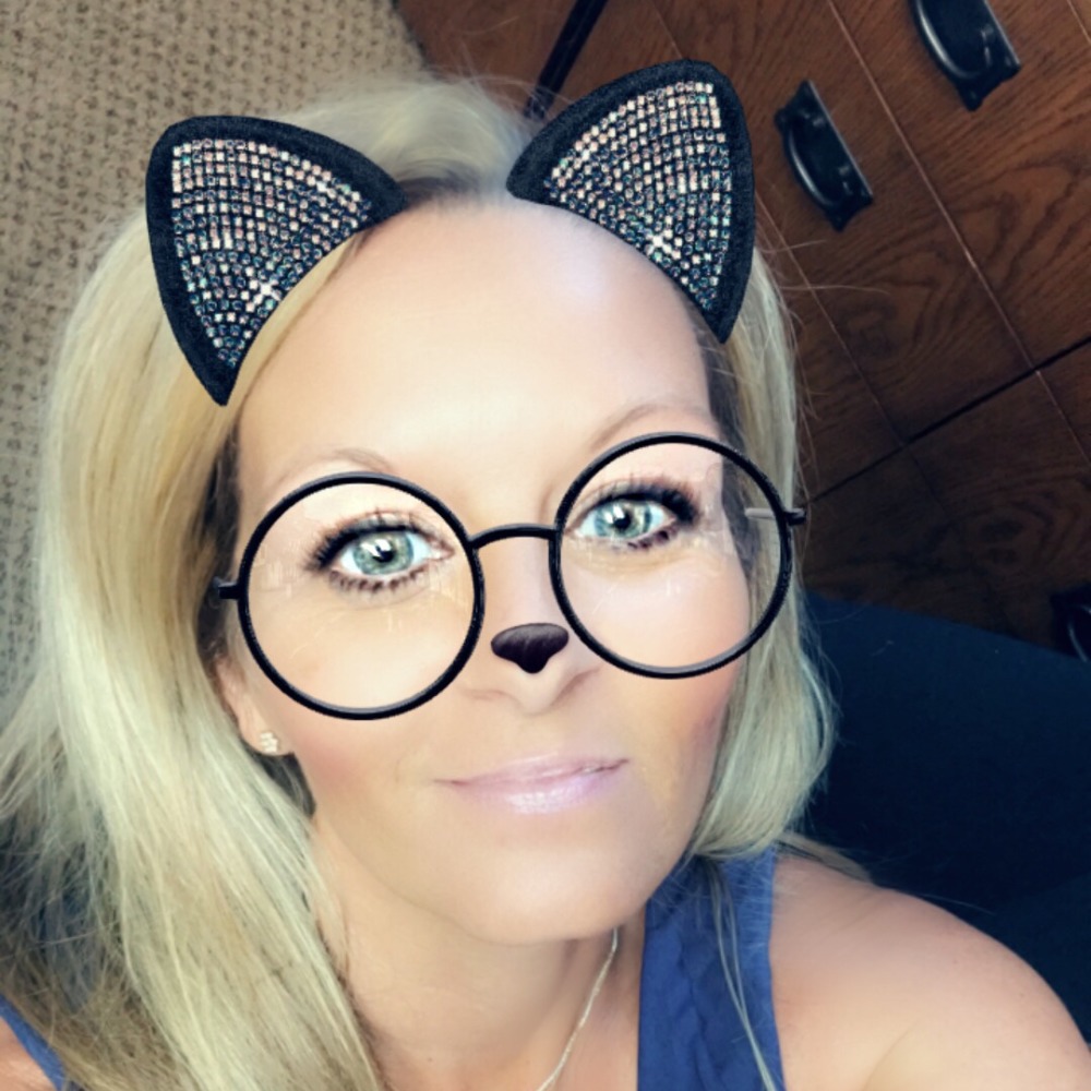 Meet your Posher, Karla